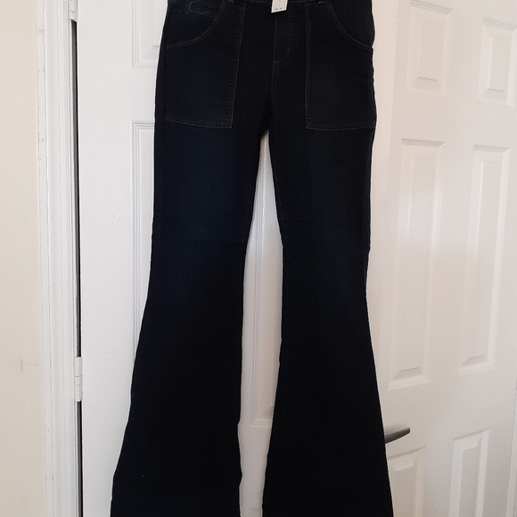 Jeans - Picture 2 of 2